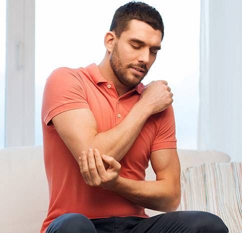 Gomito del tennista - sintomi